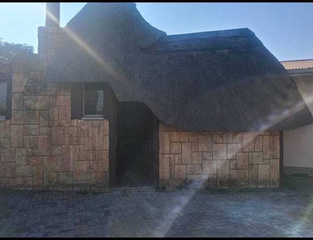 3 BEDROOM PROPERTY TO RENT IN VANDERBIJLPARK CE 3